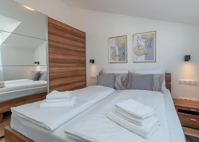 Luxury Vaya