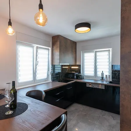 Luxury Vaya Apartament *